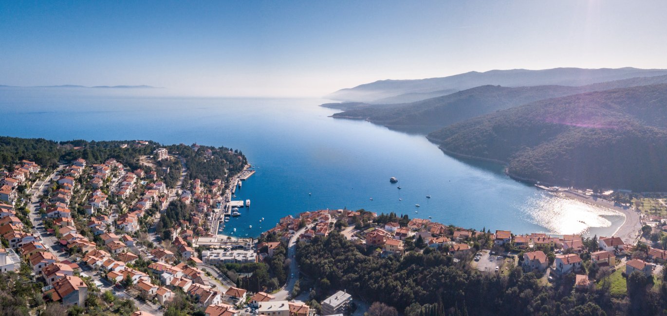Blick auf Rabac © vskrinjaric - stock.adobe.com