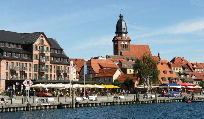 Waren an der Müritz © Klaus Büth-fotolia.com