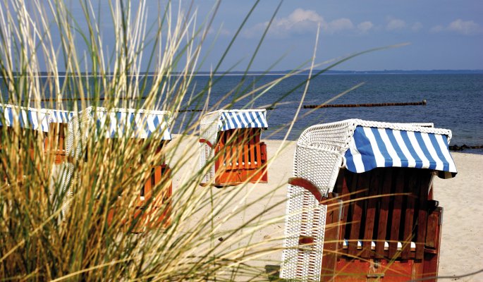 Strandkörbe auf Rügen © pixabay.com/enricostueber
