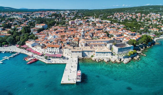Stadt Krk aus der Vogelperspektive © Amedee-fotolia.com