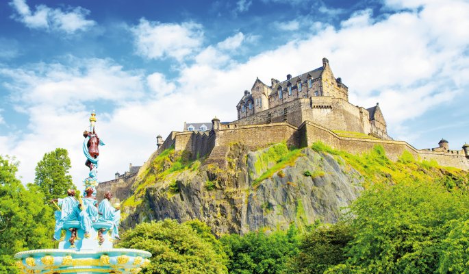 Edinburgh Castle © Arcady-stock.adobe.com