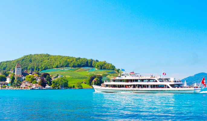 Schifffahrt auf dem Thunersee © santosha57 - stock.adobe.com